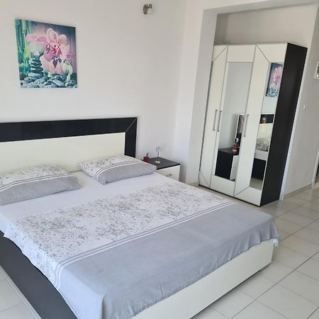 Apartmani Doris Gradac  Habitación foto