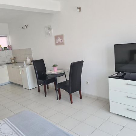 Apartmani Doris Gradac  Habitación foto