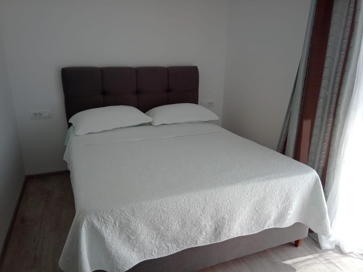 Apartmani Doris Gradac  Exterior foto